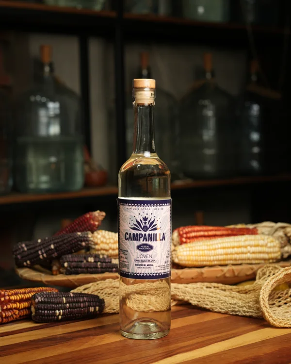 Mezcal Campanilla. Chino/Cuerno. Jesús Navarro