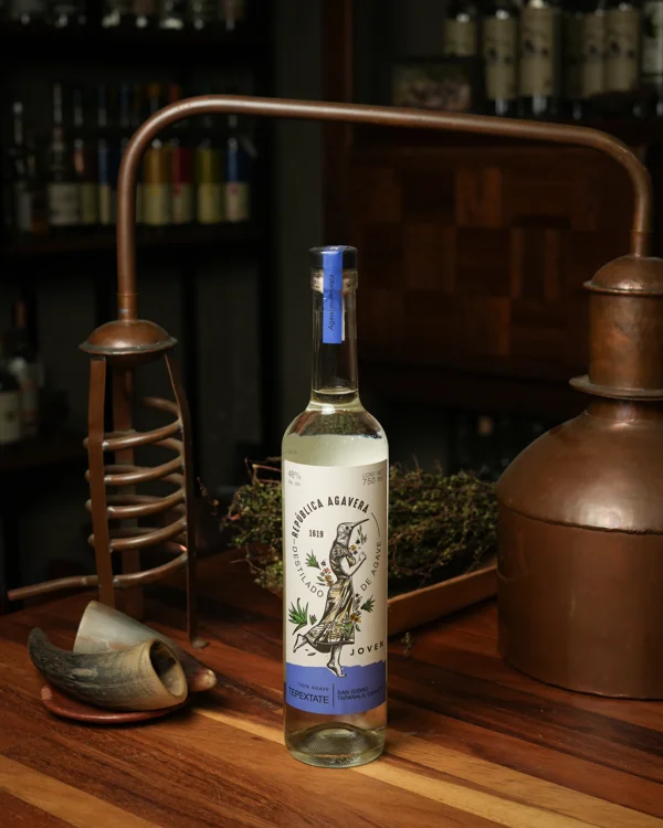 Mezcal República Agavera. Tepextate. Saúl J. Barriga Aragón